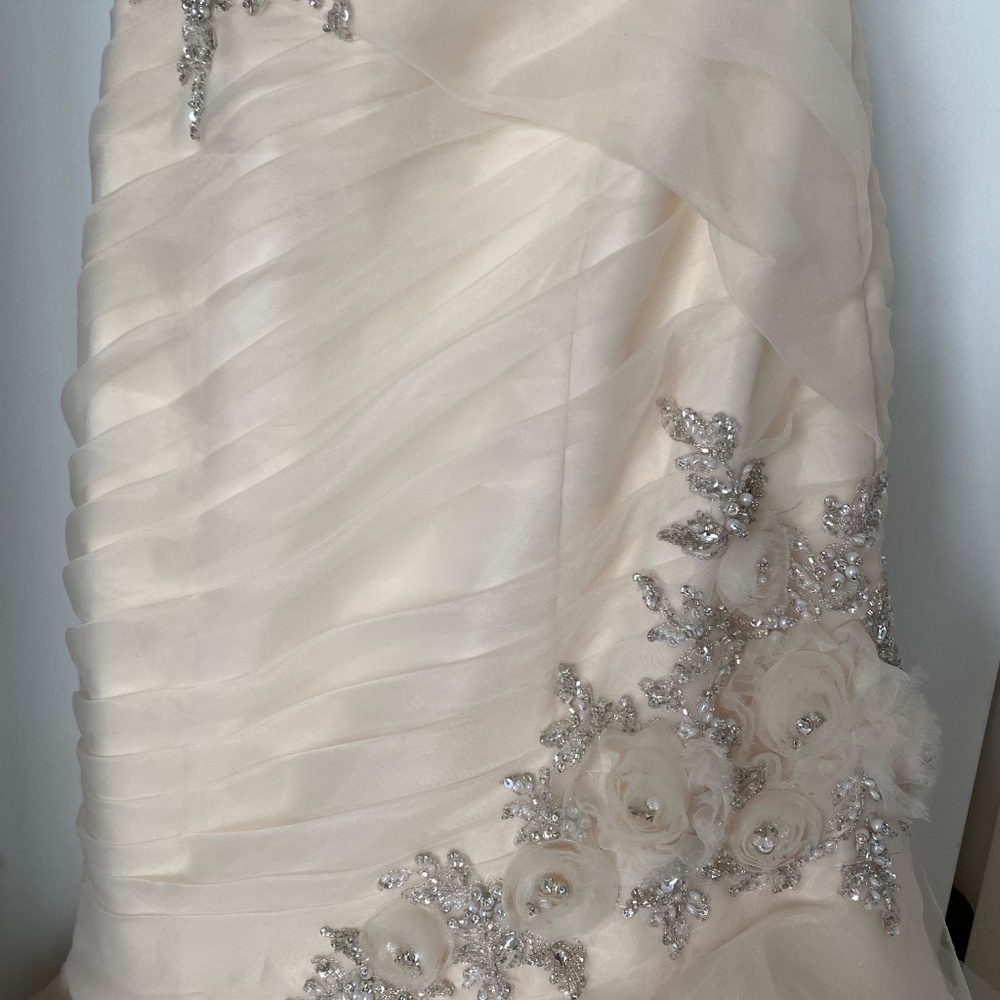 Impression Bridal Dress - Picture 6 of 16